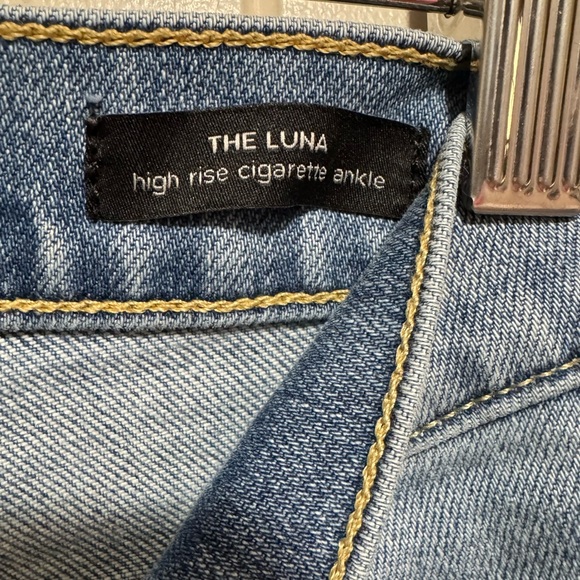 Joe's Jeans The Luna Cigarette Crop. Size 27 - Picture 4 of 12